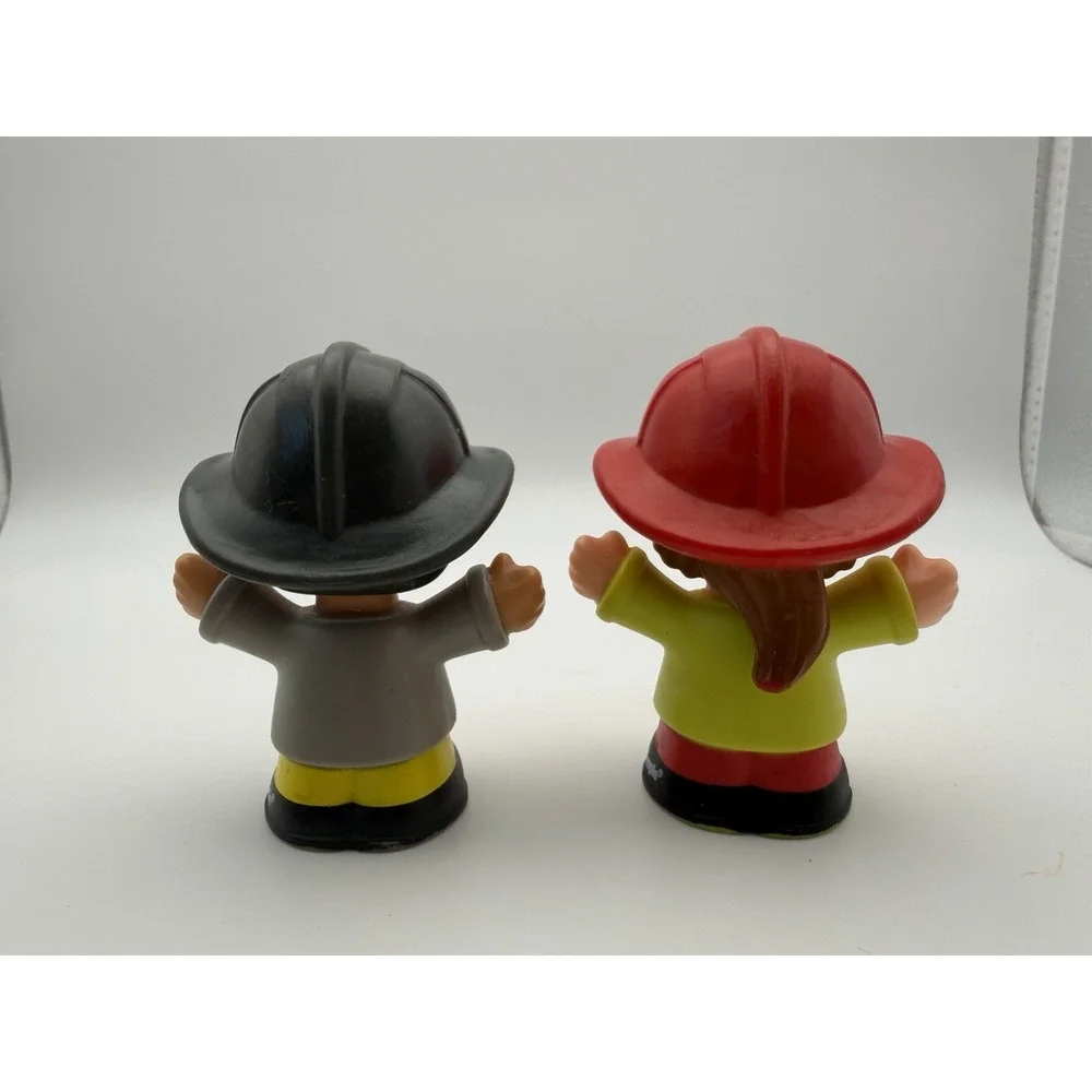 Fisher Price Little People Musical Red Fire Truck Working Lights & Sound